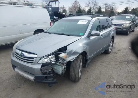 2011 Subaru Outback 2.5I Limited z USA, uszkodzony, nr VIN 4S4BRBKCXB3412229